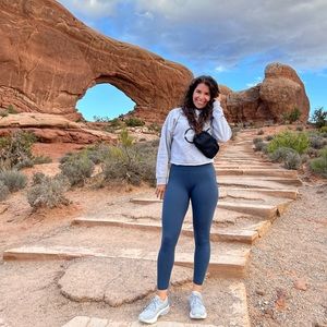 Meet your Posher, Kelly